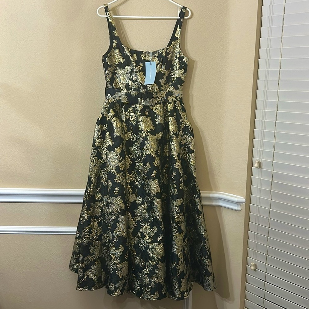 NWT Antonio Melani Morgan
Sleeveless Square Neck
Jacquard A-Line Midi Dress - Picture 7 of 16